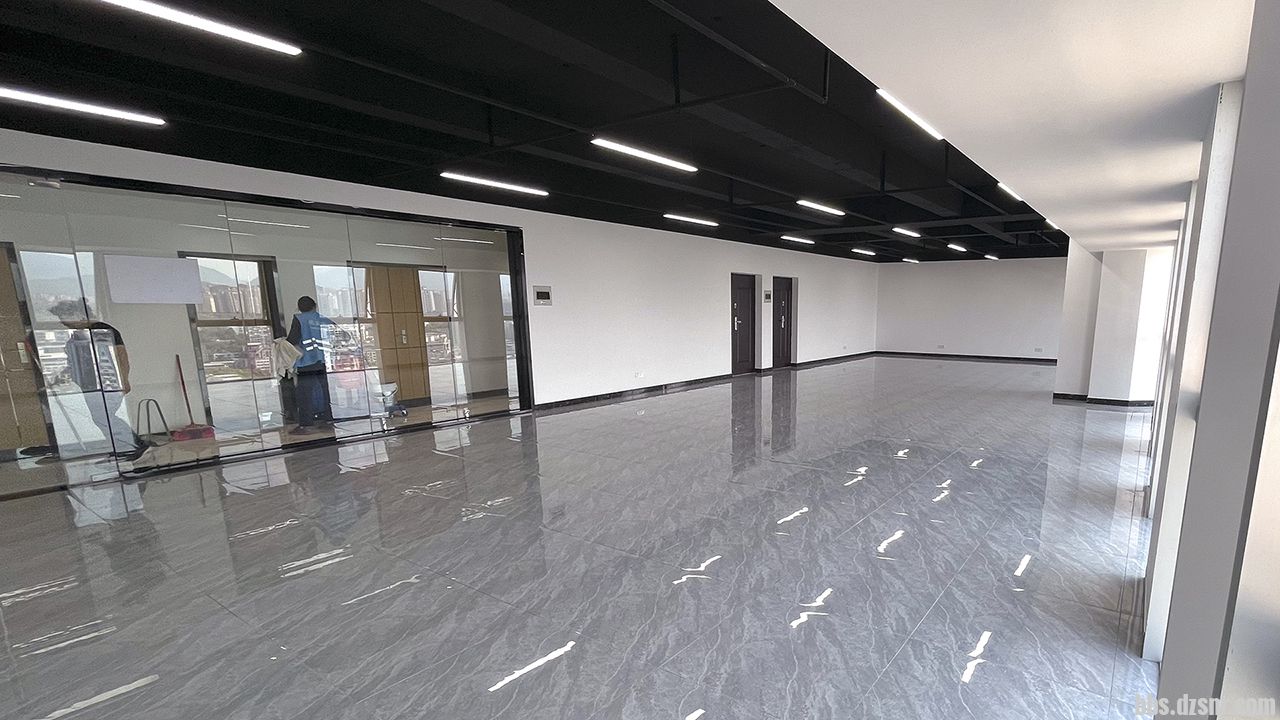 д��¥�ڲ���Ƭ