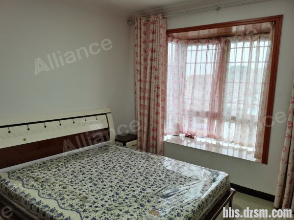 0ff812ee-4dcc-43bc-92f1-ce145c937f26.jpg