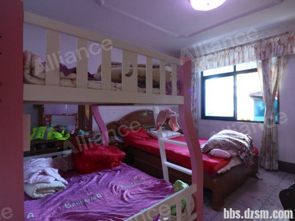 6cdde6195ffbb87a786f0a741b802884-083.jpg
