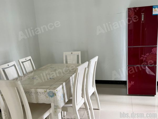 81c7b402-dac9-42cb-bef0-558fa70ed4cb.jpg