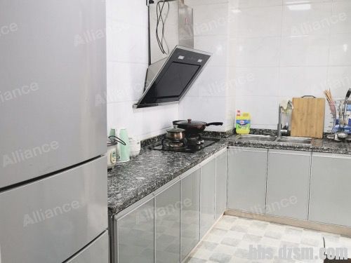 140240bi8bz01ucfyoykz4.jpg