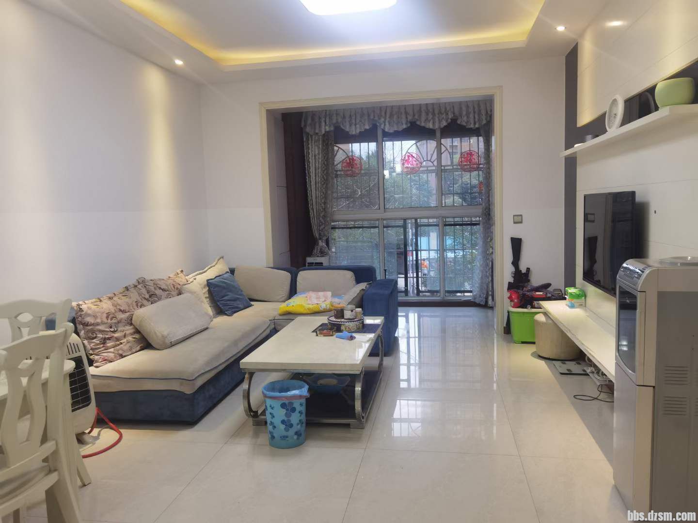 093547fz2zhmdpsmm88x8x.jpg