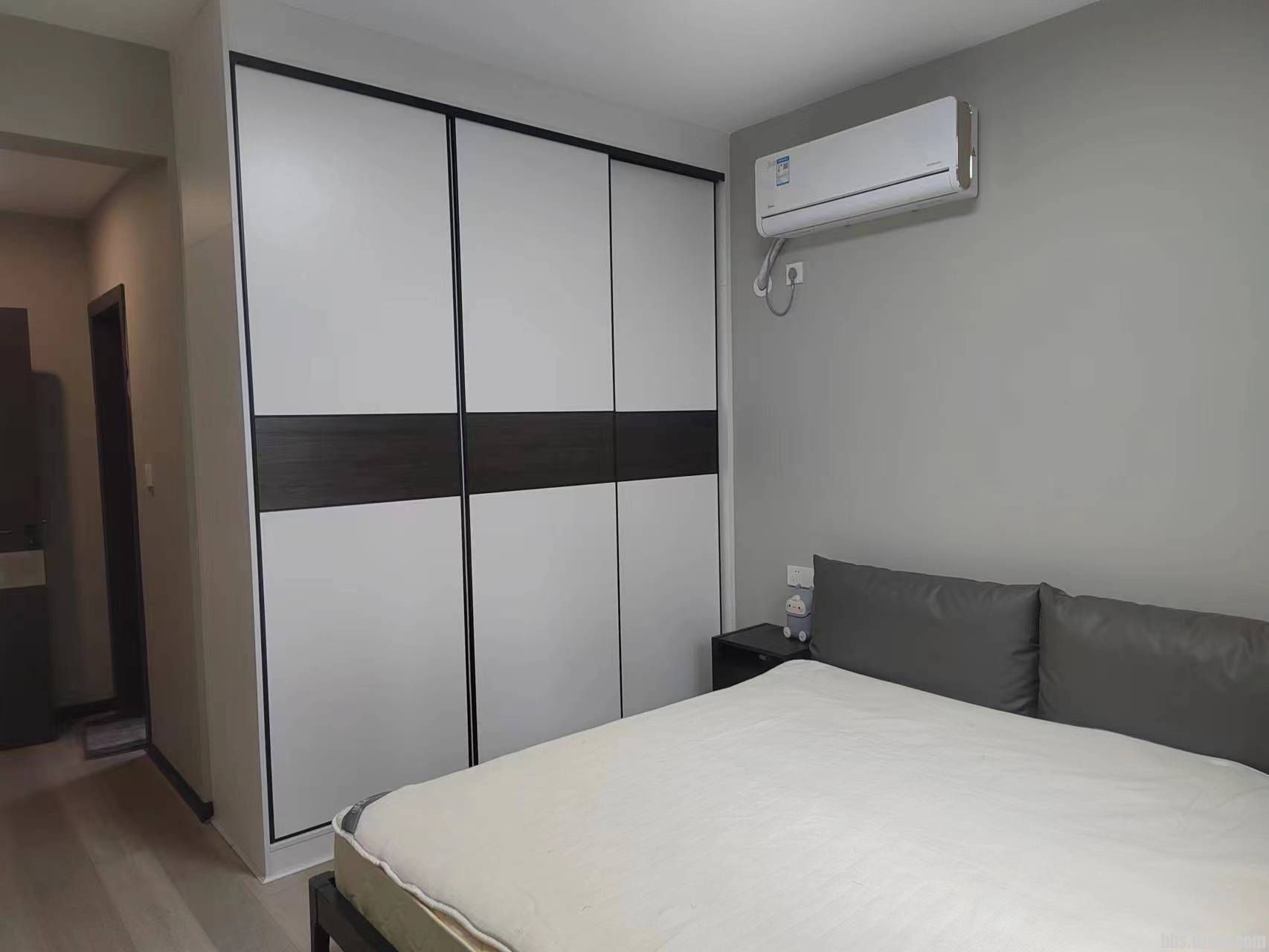 7be2edd6177eea37e4d71190e5b9000.jpg