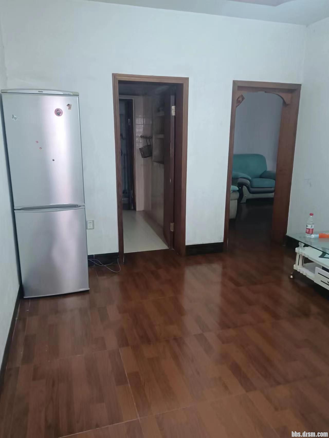 141147adn94q239zdp3dz7 - .jpg