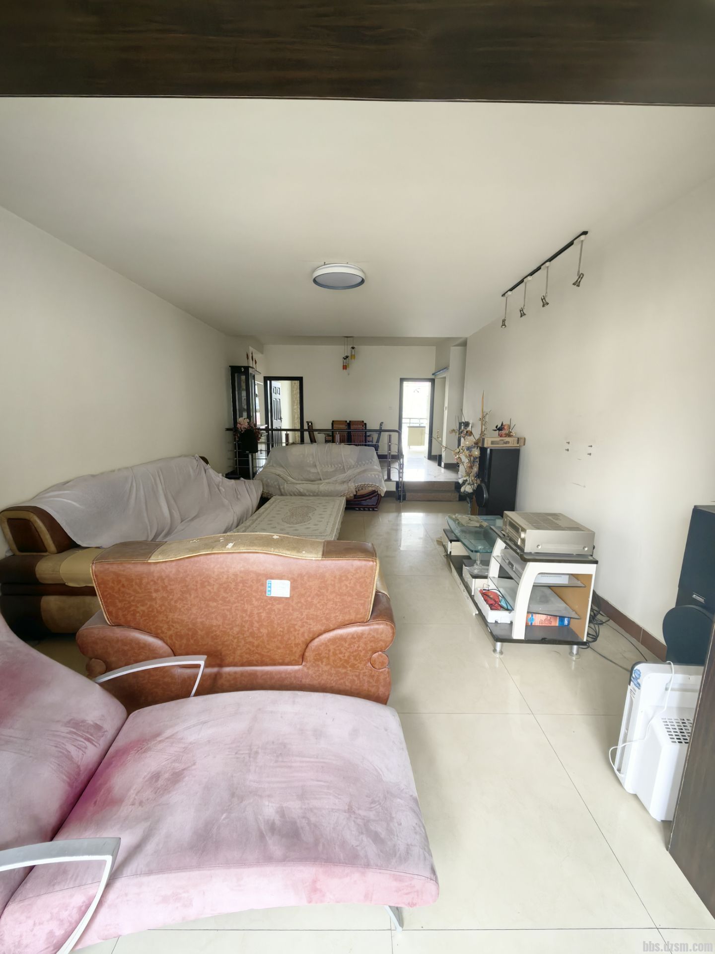 ����ˮ鿻���������ֱ���뻧��3��2��������