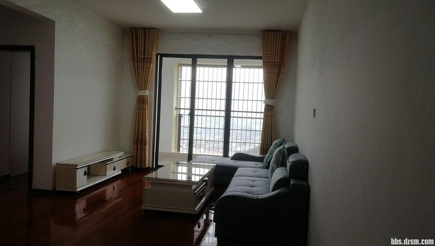 �ϳǶ�ɽ��˺�����������һ�����ݷ����⣬�����ס���绰��΢�ţ�13198877882