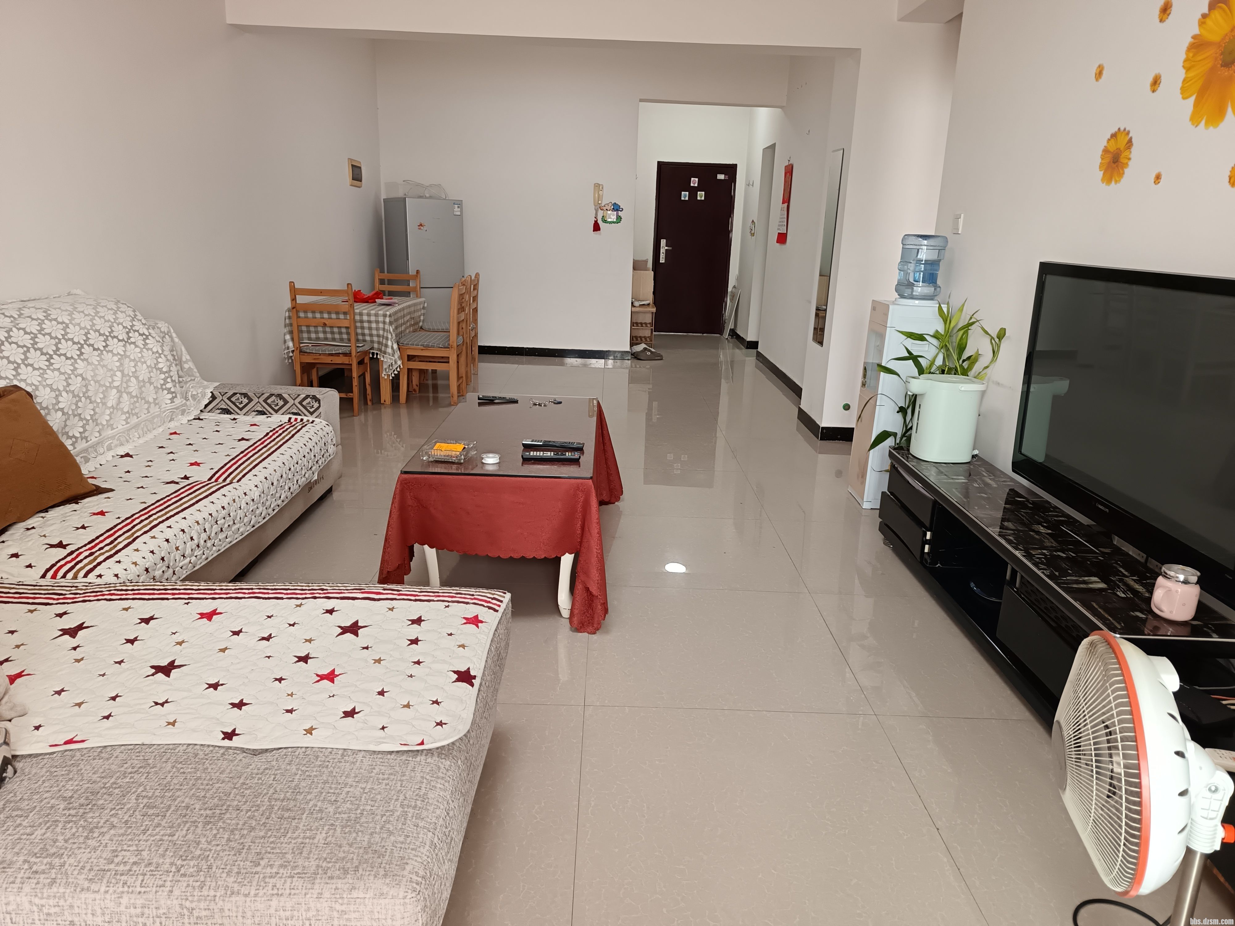 ������ί�����׶�ס������